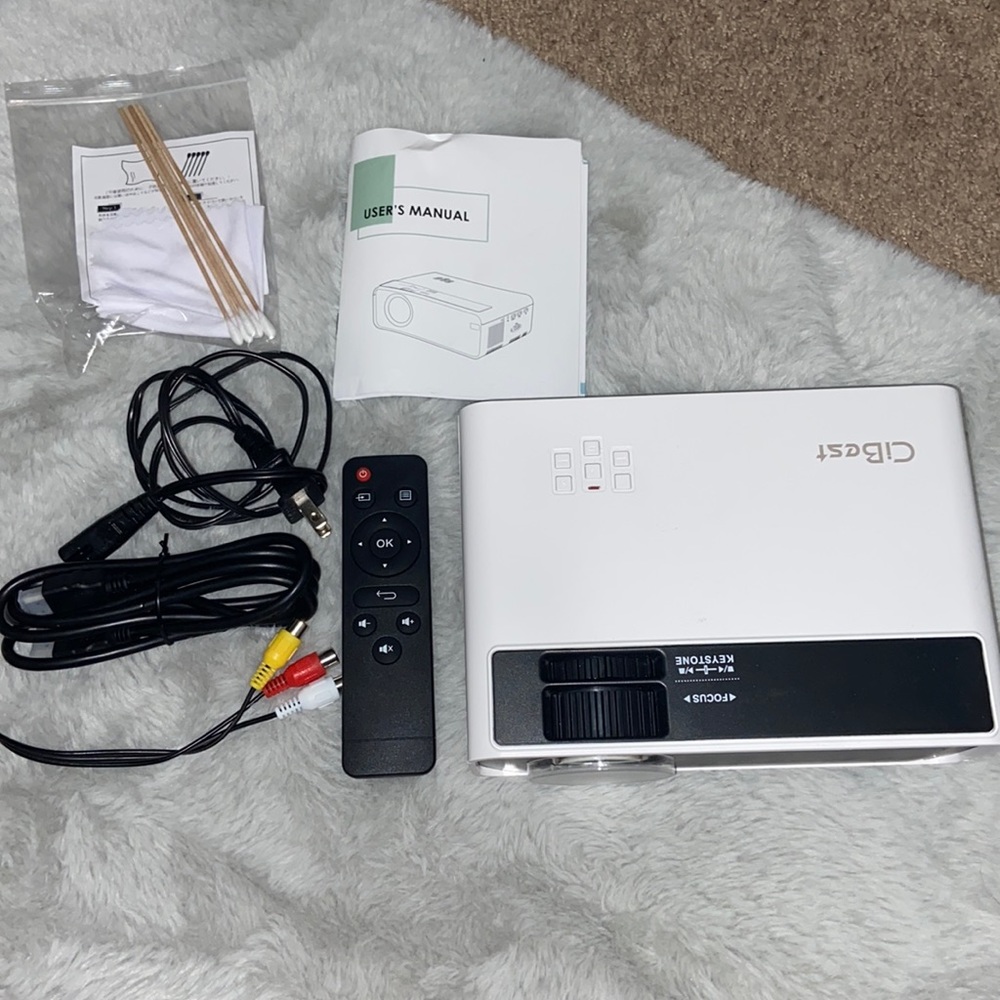 CiBest Mini Projector
